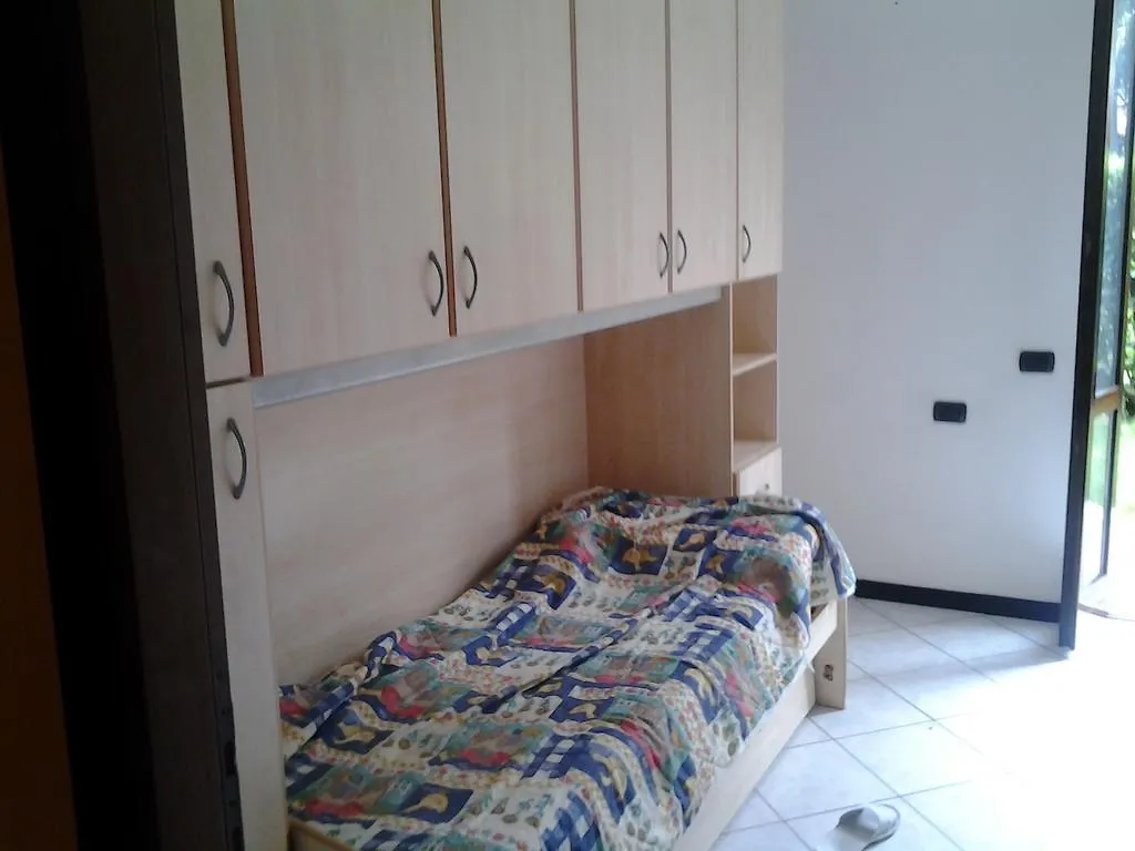 Villetta Rossini: Shared Apartment with Taxi Service Valbrembo 3*,