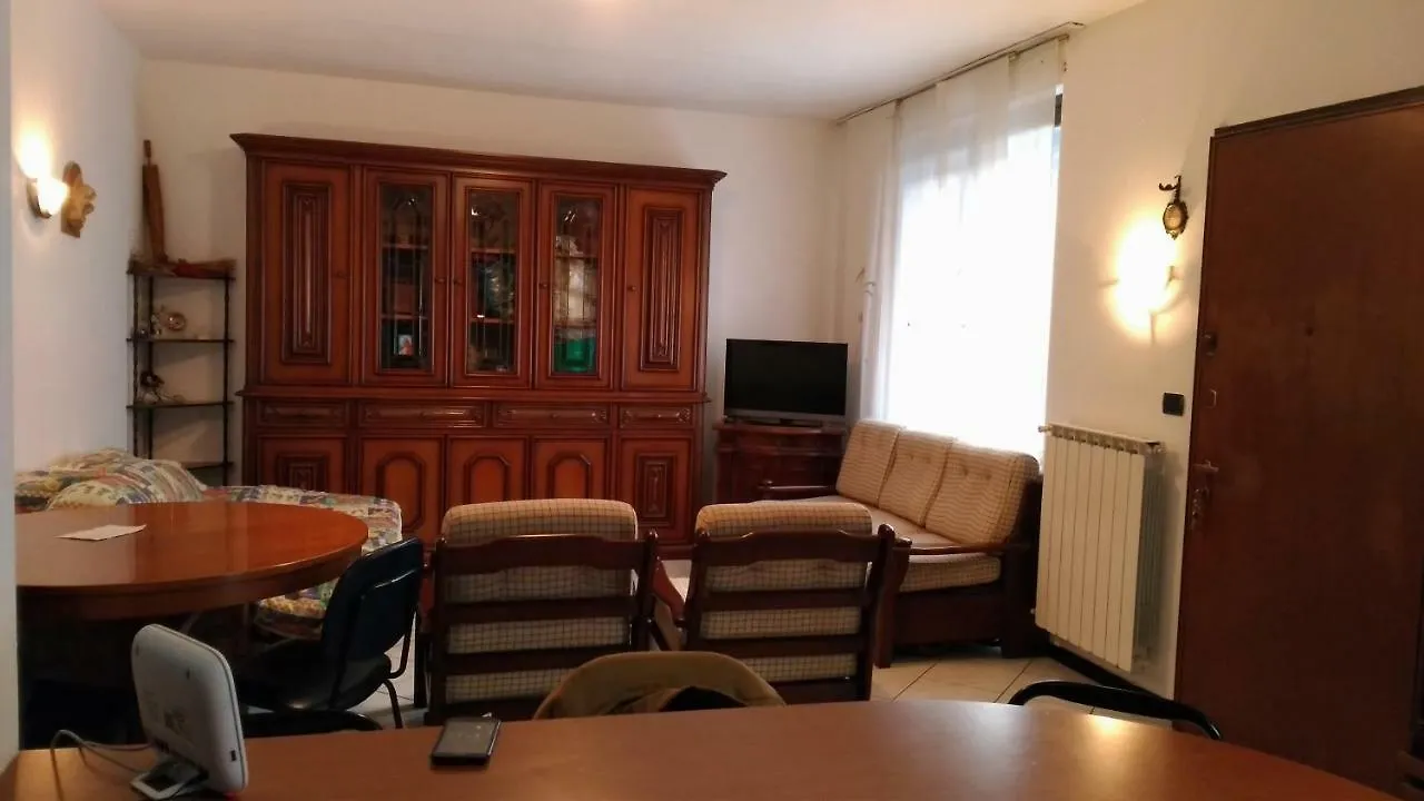 Villetta Rossini: Shared Apartment with Taxi Service Valbrembo